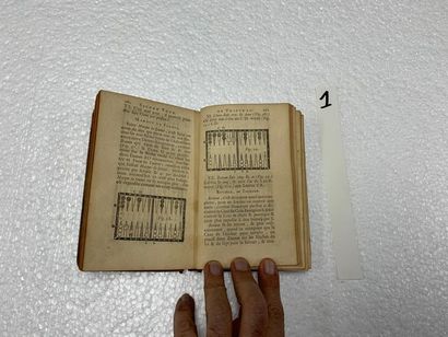 null [Jeux]. Le grand Trictrac par l'abbé Soumille. 1 volume relié cuir. Avignon,...