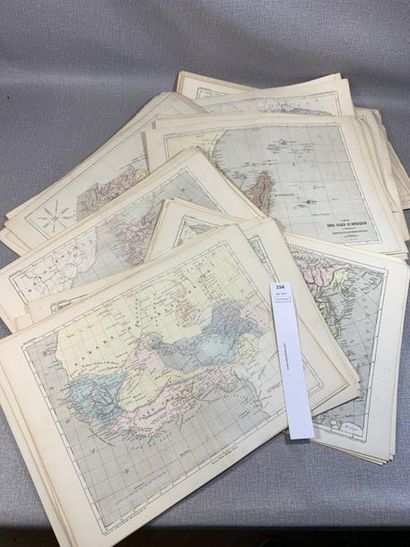 null Un fort lot de cartes du monde entier de l'atlas Dufour. Circa 1860.