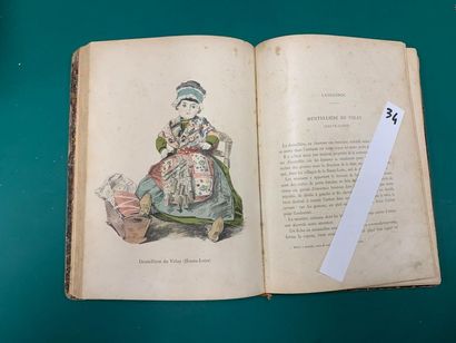 null Koening. Poupées et légendes de France. Lithographies couleurs en hors-texte....