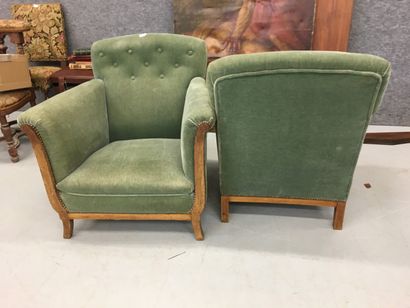 null Paire de fauteuils en velours vert
