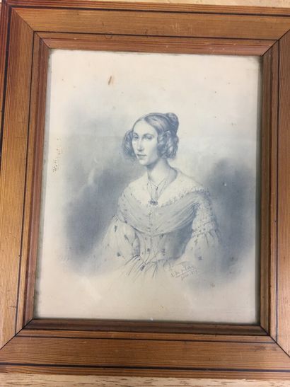 null A de PITRAE 

Jeune Fille Dessin sur papier , datée 1839

22 x 17 cm