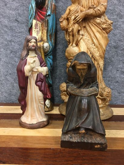 null Lot de statues dont Vierge en plâtre

Vierge à l'enfant : 46 cm