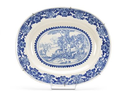 null Copie de MOUSTIERS Gaspard VIRY

Plat ovale en faïence à décor d'une chasse...