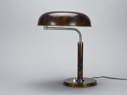 Alfred MÜLLER (XX ème) 
Lampe de table articulée...