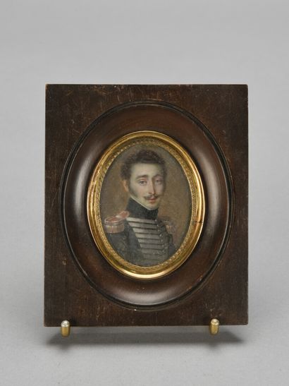 null Portrait d'officier français vers 1820

Miniature ovale sur ivoire 

6, 5 x...