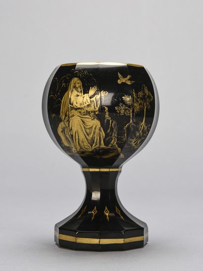 null Ciboire en cristal noir Saint Petersbourg, peint en doré, figurant le prophète...