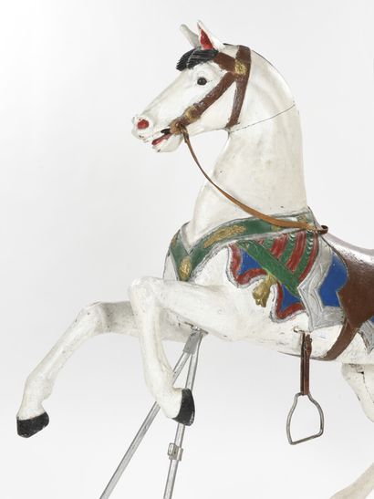 null Travail allemand

Sujet de manège , cheval cabré de manège en bois sculpté polychrome,...