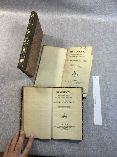 null [Lyon]. Un ensemble de 3 volumes : Bleton, Petite histoire populaire de Lyon...