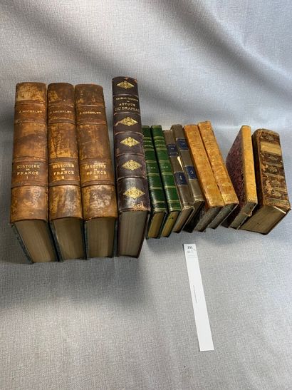 null Un ensemble de x volumes reliés XIXe, dont Histoire de France par Michelet,...