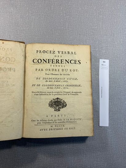 null Procès-verbal des conférences tenues par ordre du Roy en 1667 et 1670. 1 volume...