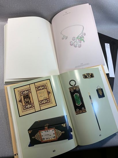 null [Joaillerie]. Un ensemble de 2 ouvrages : Cartier et Van Cleef & Arpels, Les...