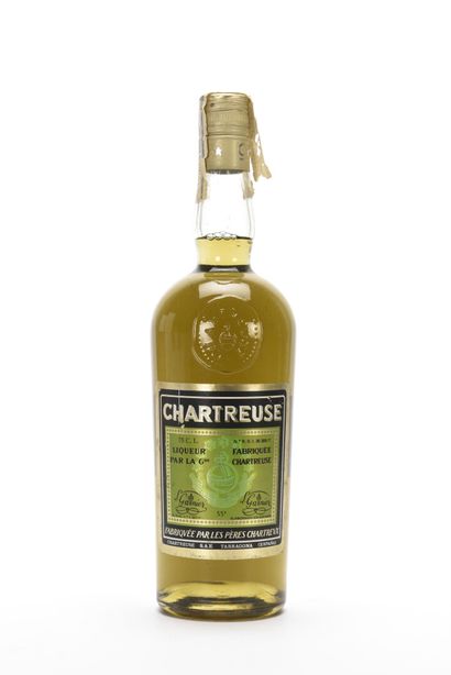 null 1 B CHARTREUSE VERTE TARRAGONE PÉRIODE 1973-1985 75 cl 55% (3,8 cm; e.l.a; timbre...