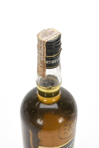 null 1 B CHARTREUSE VERTE TARRAGONE PÉRIODE 1985-1989 70 cl 55% (timbre fiscal espagnol)...