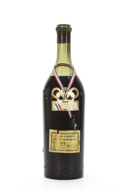 null 1 B CHARTREUSE JAUNE V.E.P. CUVÉE OLYMPIQUE GRENOBLE 1968 (Caisse Bois d'origine)...