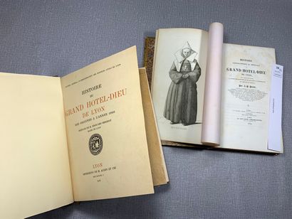 [Lyon]. Un ensemble de 2 volumes : Histoire...