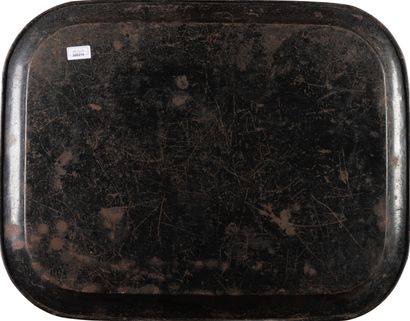 null Grand plateau à thé en tôle laqué noir 

Epoque Napoléon III 

54x67 cm