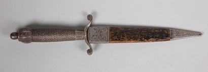 Dague italienne manche en acier 

17ème siècle

L :28...