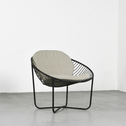 null Jean Louis BONNANT (XX ème)



Paire de fauteuils en forme de corbeille en fil...