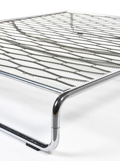 null Roger AUBOURT (XX th)

Two seater metal spring bed model 455 with chromed steel...