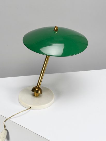 null Attribué à STILUX MILANO

Lampe de table à base circulaire en marbre blanc de...