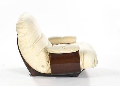 null Michel DUCAROY (1925 - 2009) 

Paire de fauteuils modèle Marsala à coque en...