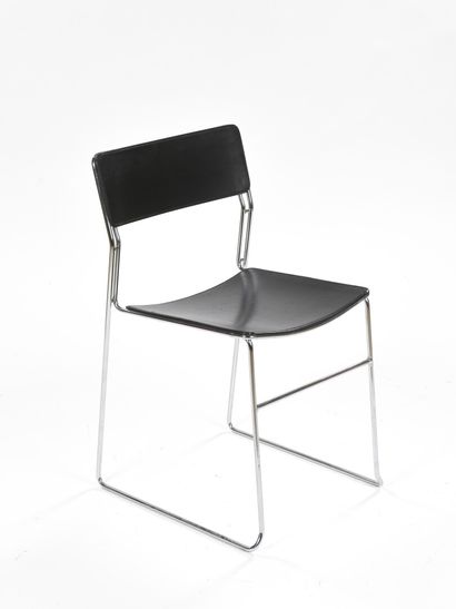 null ARRBEN, ITALIA

Suite de quatre chaises modèle Sultana à structure en métal...