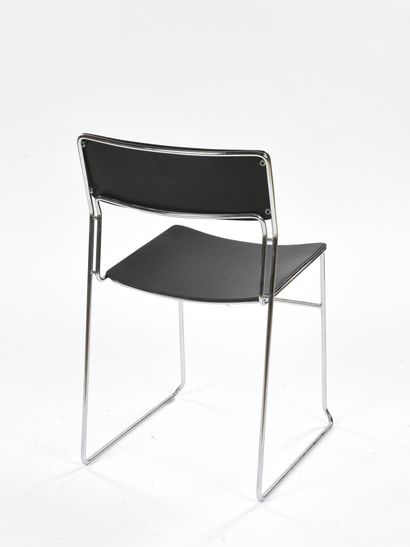 null ARRBEN, ITALIA

Suite de quatre chaises modèle Sultana à structure en métal...