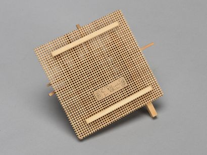 null G.OFFREDI

Architect's model in Balsa wood in its methacrylate box. 

Label:...