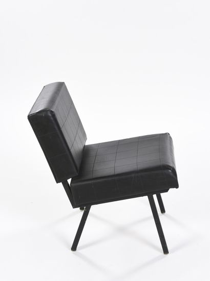 null AIRBORNE (Attributed to)

Low armchair with tubular structure in black lacquered...