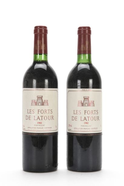 null 2 B LES FORTS DE LATOUR (1 B.G. et 1 B.G.-) Pauillac 1982