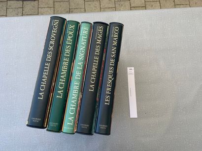 null [Art italien]. 5 volumes sous emboitages édités par Gallimard : Fra Angelico...