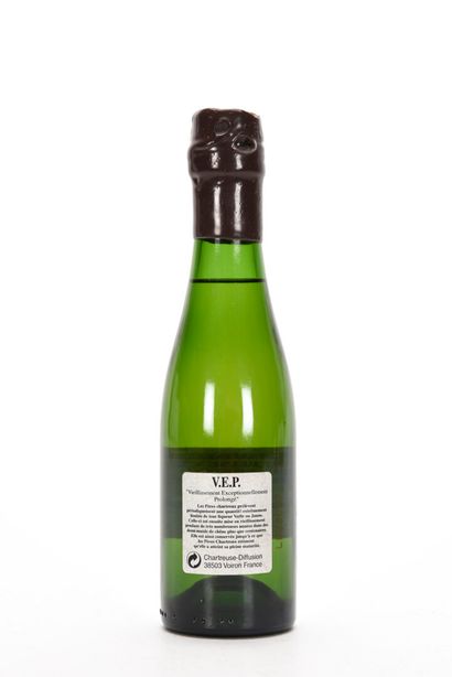 null 1 20 Cl CHARTREUSE JAUNE V.E.P 20 cl 42% Pères Chartreux NM