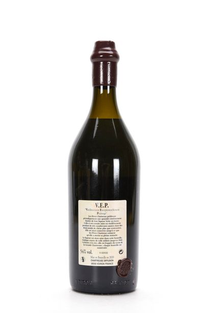 null 1 B CHARTREUSE VERTE V.E.P. 100 cl 55% (Caisse Bois d'origine) (mise 2020) Pères...