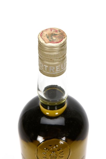 null 1 B CHARTREUSE VERTE TARRAGONE PÉRIODE 1973-1985 75 cl 55% (e.l.a; capsule légèrement...