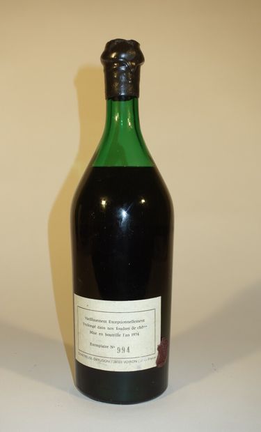 null 1 B CHARTREUSE VERTE V.E.P. 100 cl 54% (mise en bouteille l'an 1974) (6 cm;...