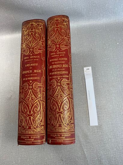 null Paul Lacroix. Un ensemble de 2 volumes : Les Arts du Moyen-Age et Moeurs et...