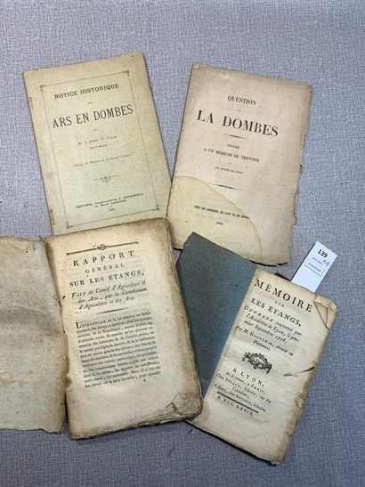 null [Dombes]. 4 brochures XVIIIe, XIXe, dont : Mémoire sur les étangs par Huguenin...