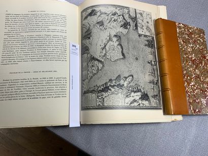 null [Lyon]. Un ensemble de 2 ouvrages : Le Régiment de Lyonnais 1616-1794 par Sadi...