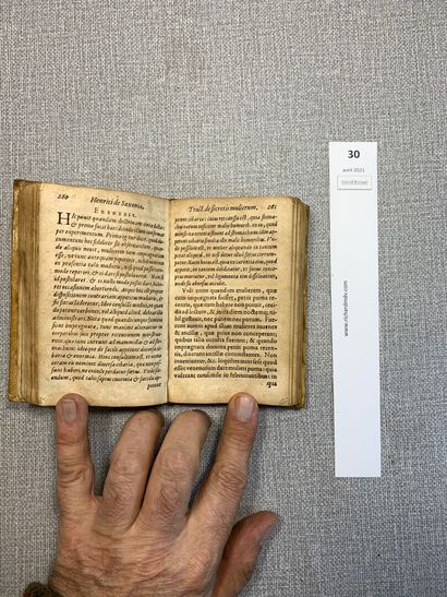 null Tractatus Henrici de Saxonia. Francfort, 1615. 1 volume in-18 relié vélin (pages...