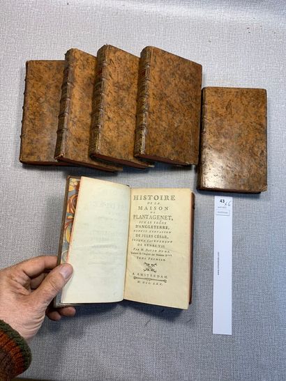 null David Hume. Histoire de la maison de Plantagenet. 6 volumes in-12 reliés cuir....