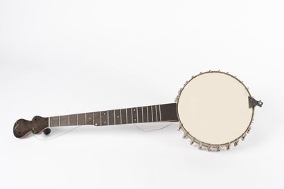 Banjo à quatre cordes dans un écrin de f...
