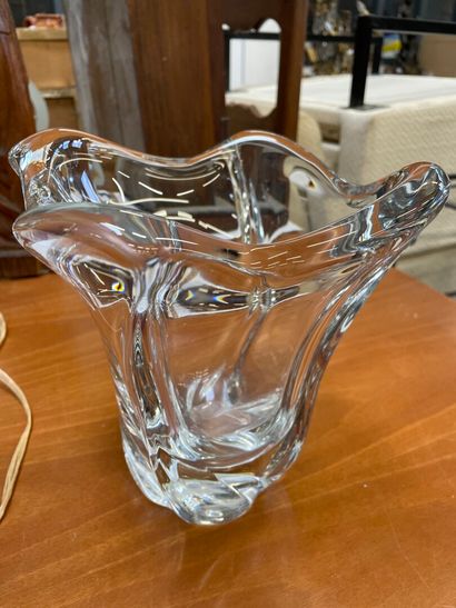 null Daum

Vase en cristal 

H : 22 cm