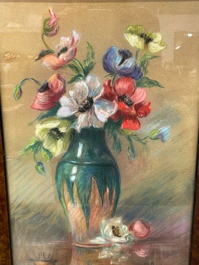 null Aulane

Bouquet de fleurs

Pastel

44 x 28 cm