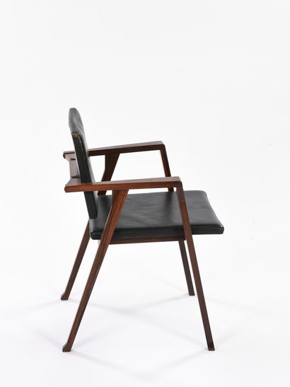 null Franco ALBINI (1905-1977)

Fauteuil modèle Luisa ou PT1 à structure en bois...