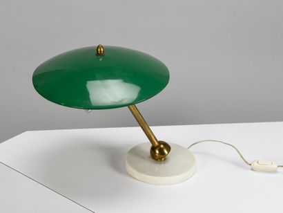 null Attribué à STILUX MILANO

Lampe de table à base circulaire en marbre blanc de...
