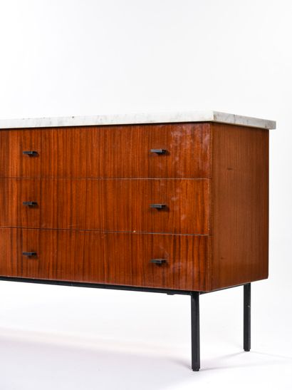 null FRENCH WORK 1950

Mahogany veneered sideboard with black lacquered metal handles...