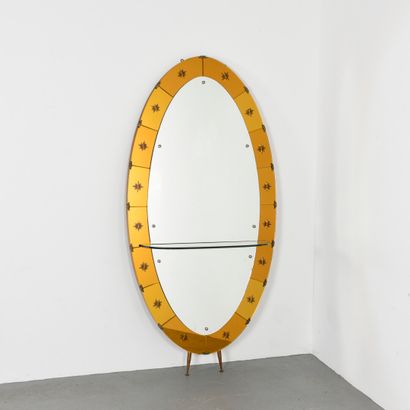 null CRISTAL ARTE

Très grand miroir à une tablette de forme ovale à bordure en laiton...
