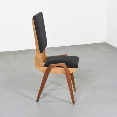 null Maurice PRE (1907-1988) (attributed to)

Suite of six chairs with solid mahogany...