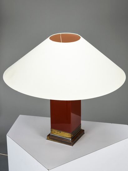 null Jean-claude MAHEY (Né en 1944)

Paire de grandes lampes de table à base quadrangulaire...