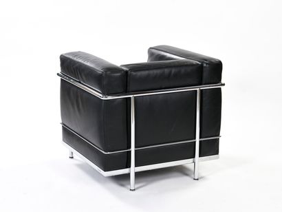 null LE CORBUSIER, Pierre JEANNERET, Charlotte PERRIAND (1887-1965, 1896-1967 & 1903-1999)

Fauteuil...